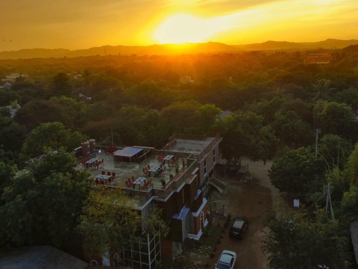 Eternal Lodge Bagan Exterior photo